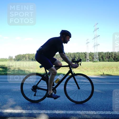 07.09.2025 - 19. Norderstedt Triathlon Michael Burmester http://msf.ph/oto/8854853 07.09.2025 16:27:06 Radfahren 380, 1516 meine-sportfotos.de
