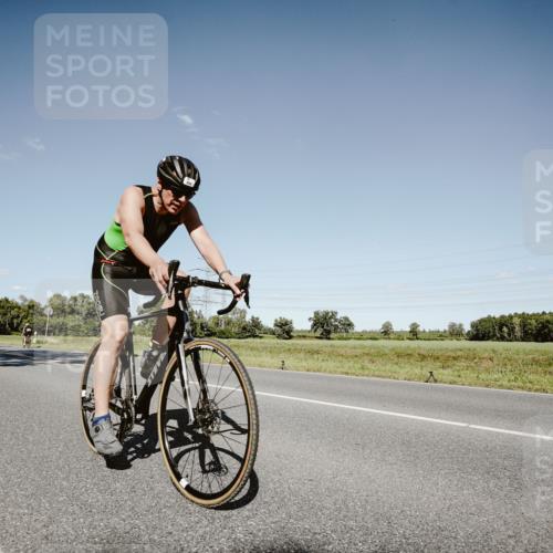 07.09.2025 - 19. Norderstedt Triathlon Michael Burmester http://msf.ph/oto/8854879 07.09.2025 15:04:25 Radfahren 399, 888 meine-sportfotos.de