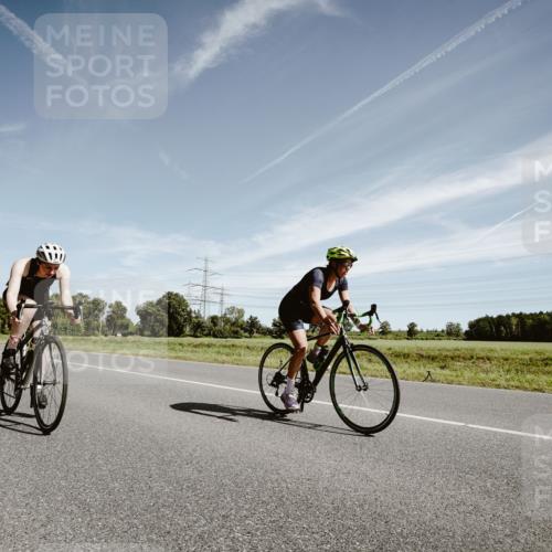 07.09.2025 - 19. Norderstedt Triathlon Michael Burmester http://msf.ph/oto/8854880 07.09.2025 12:02:04 Radfahren 1288, 1368 meine-sportfotos.de