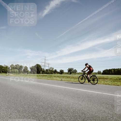07.09.2025 - 19. Norderstedt Triathlon Michael Burmester http://msf.ph/oto/8854894 07.09.2025 12:02:17 Radfahren  meine-sportfotos.de
