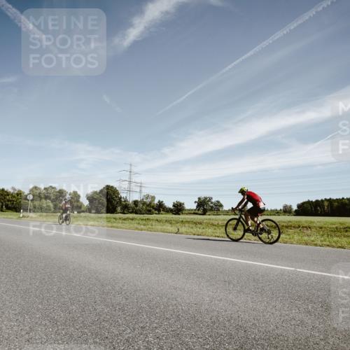 07.09.2025 - 19. Norderstedt Triathlon Michael Burmester http://msf.ph/oto/8854898 07.09.2025 12:02:18 Radfahren 1364 meine-sportfotos.de