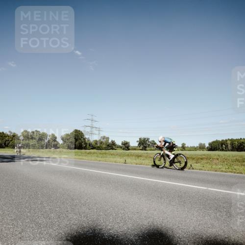 07.09.2025 - 19. Norderstedt Triathlon Michael Burmester http://msf.ph/oto/8854900 07.09.2025 15:04:37 Radfahren 407, 420 meine-sportfotos.de