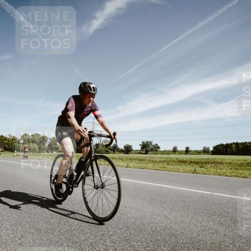 07.09.2025 - 19. Norderstedt Triathlon Michael Burmester http://msf.ph/oto/8854902 07.09.2025 12:02:21 Radfahren 258, 1364 meine-sportfotos.de