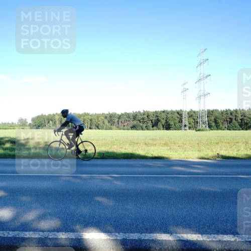 07.09.2025 - 19. Norderstedt Triathlon Michael Burmester http://msf.ph/oto/8854908 07.09.2025 16:30:12 Radfahren 372 meine-sportfotos.de