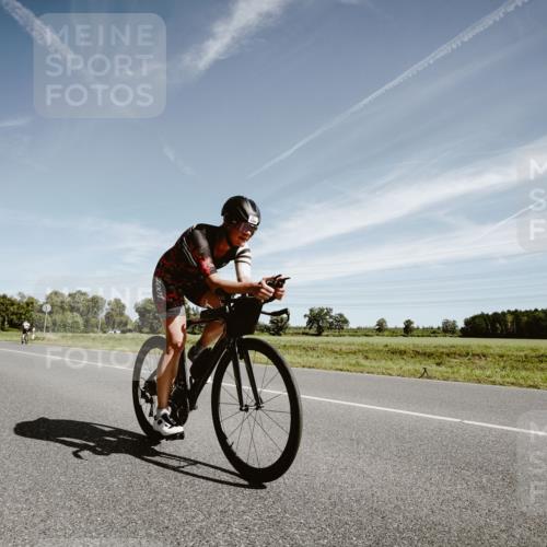 07.09.2025 - 19. Norderstedt Triathlon Michael Burmester http://msf.ph/oto/8854913 07.09.2025 12:02:30 Radfahren 251, 776, 1223, 1386 meine-sportfotos.de