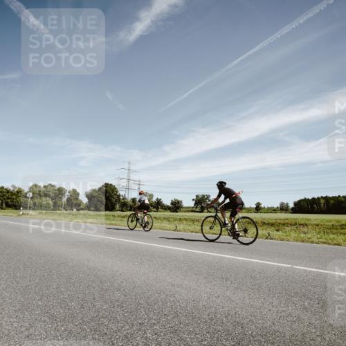 07.09.2025 - 19. Norderstedt Triathlon Michael Burmester http://msf.ph/oto/8854927 07.09.2025 12:02:43 Radfahren 1237 meine-sportfotos.de