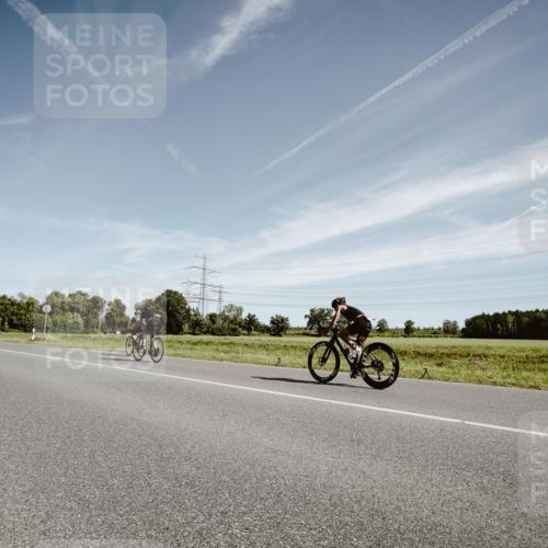 07.09.2025 - 19. Norderstedt Triathlon Michael Burmester http://msf.ph/oto/8854930 07.09.2025 12:02:44 Radfahren 780, 1237 meine-sportfotos.de