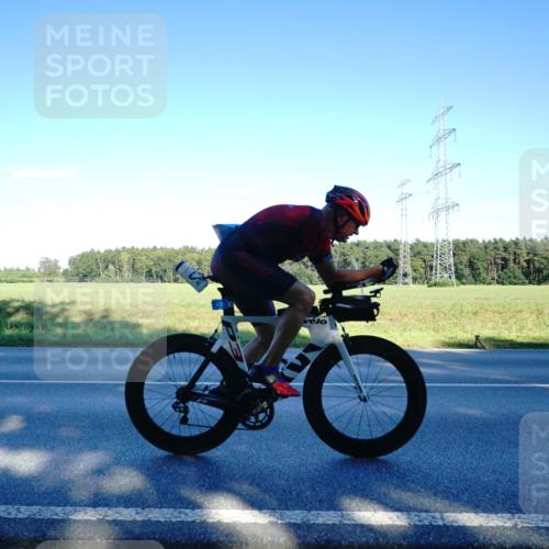 07.09.2025 - 19. Norderstedt Triathlon Michael Burmester http://msf.ph/oto/8854931 07.09.2025 16:31:24 Radfahren 418 meine-sportfotos.de