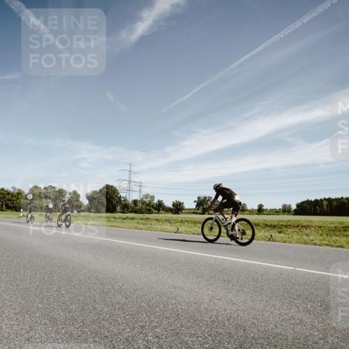 07.09.2025 - 19. Norderstedt Triathlon Michael Burmester http://msf.ph/oto/8854934 07.09.2025 12:02:45 Radfahren 780, 1237 meine-sportfotos.de