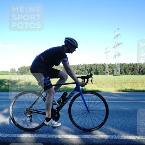 07.09.2025 - 19. Norderstedt Triathlon Michael Burmester http://msf.ph/oto/8854950 07.09.2025 16:32:17 Radfahren 1557 meine-sportfotos.de