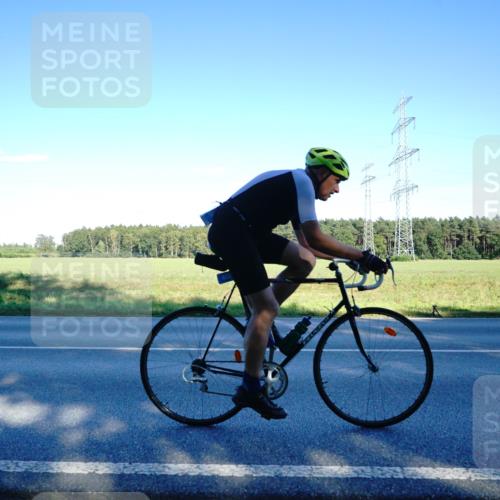 07.09.2025 - 19. Norderstedt Triathlon Michael Burmester http://msf.ph/oto/8854954 07.09.2025 16:32:27 Radfahren 432 meine-sportfotos.de