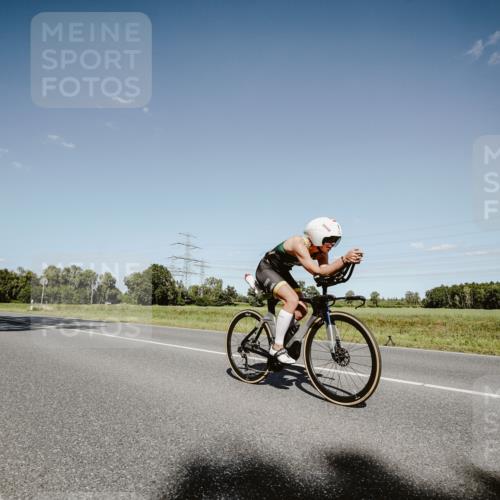 07.09.2025 - 19. Norderstedt Triathlon Michael Burmester http://msf.ph/oto/8854974 07.09.2025 15:05:49 Radfahren 448, 453, 1503 meine-sportfotos.de