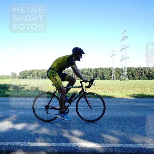 07.09.2025 - 19. Norderstedt Triathlon Michael Burmester http://msf.ph/oto/8854977 07.09.2025 16:34:24 Radfahren 935 meine-sportfotos.de