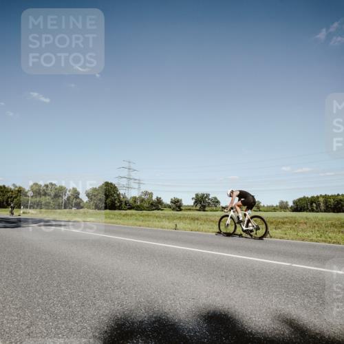 07.09.2025 - 19. Norderstedt Triathlon Michael Burmester http://msf.ph/oto/8854985 07.09.2025 15:05:54 Radfahren  meine-sportfotos.de