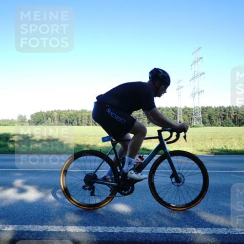 07.09.2025 - 19. Norderstedt Triathlon Michael Burmester http://msf.ph/oto/8854988 07.09.2025 16:35:50 Radfahren 381 meine-sportfotos.de