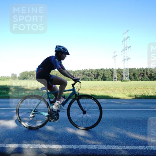 07.09.2025 - 19. Norderstedt Triathlon Michael Burmester http://msf.ph/oto/8855007 07.09.2025 16:37:06 Radfahren 926 meine-sportfotos.de
