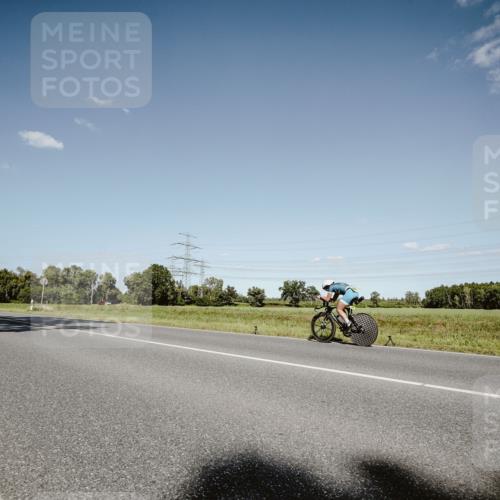 07.09.2025 - 19. Norderstedt Triathlon Michael Burmester http://msf.ph/oto/8855014 07.09.2025 15:06:17 Radfahren 917 meine-sportfotos.de