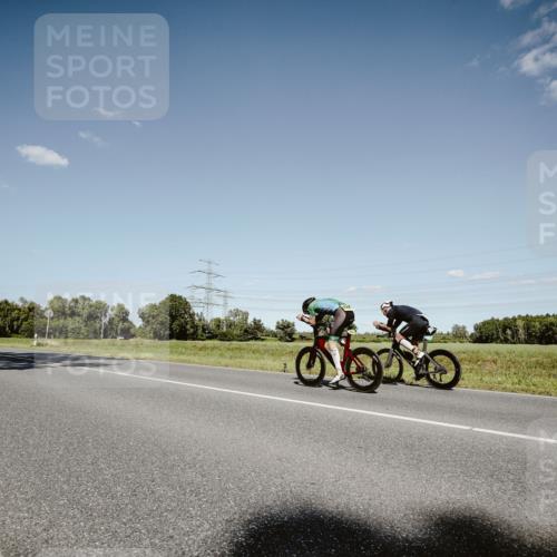 07.09.2025 - 19. Norderstedt Triathlon Michael Burmester http://msf.ph/oto/8855017 07.09.2025 15:06:22 Radfahren 452 meine-sportfotos.de
