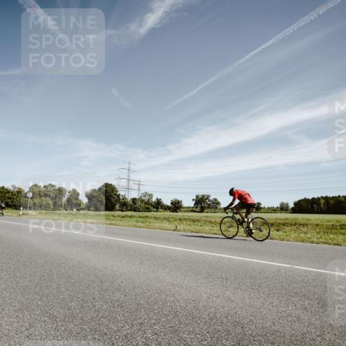 07.09.2025 - 19. Norderstedt Triathlon Michael Burmester http://msf.ph/oto/8855023 07.09.2025 12:03:19 Radfahren 737, 761, 1329 meine-sportfotos.de