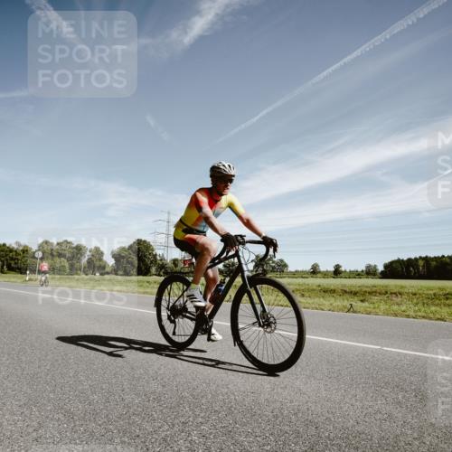 07.09.2025 - 19. Norderstedt Triathlon Michael Burmester http://msf.ph/oto/8855026 07.09.2025 12:03:21 Radfahren 761, 1329 meine-sportfotos.de
