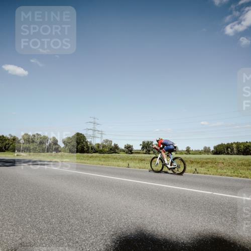 07.09.2025 - 19. Norderstedt Triathlon Michael Burmester http://msf.ph/oto/8855028 07.09.2025 15:06:34 Radfahren  meine-sportfotos.de