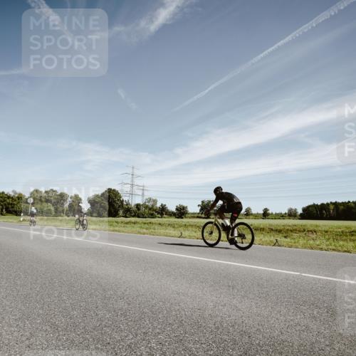07.09.2025 - 19. Norderstedt Triathlon Michael Burmester http://msf.ph/oto/8855051 07.09.2025 12:03:38 Radfahren  meine-sportfotos.de