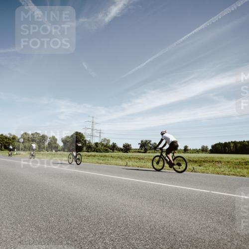 07.09.2025 - 19. Norderstedt Triathlon Michael Burmester http://msf.ph/oto/8855055 07.09.2025 12:03:38 Radfahren  meine-sportfotos.de