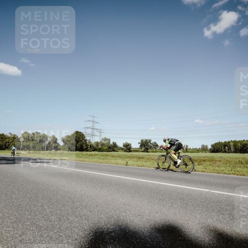 07.09.2025 - 19. Norderstedt Triathlon Michael Burmester http://msf.ph/oto/8855063 07.09.2025 15:07:01 Radfahren  meine-sportfotos.de