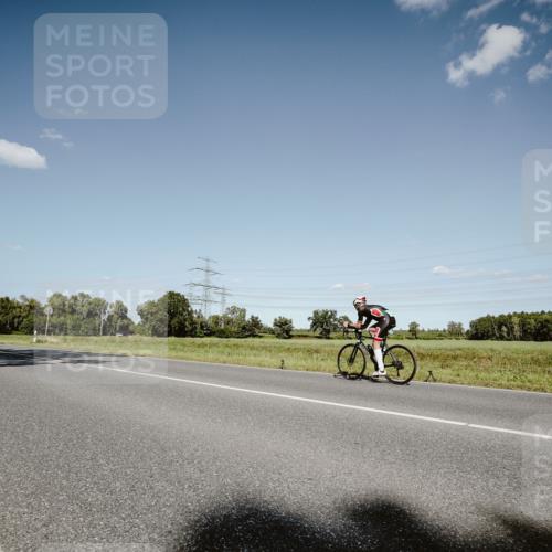 07.09.2025 - 19. Norderstedt Triathlon Michael Burmester http://msf.ph/oto/8855067 07.09.2025 15:07:05 Radfahren  meine-sportfotos.de