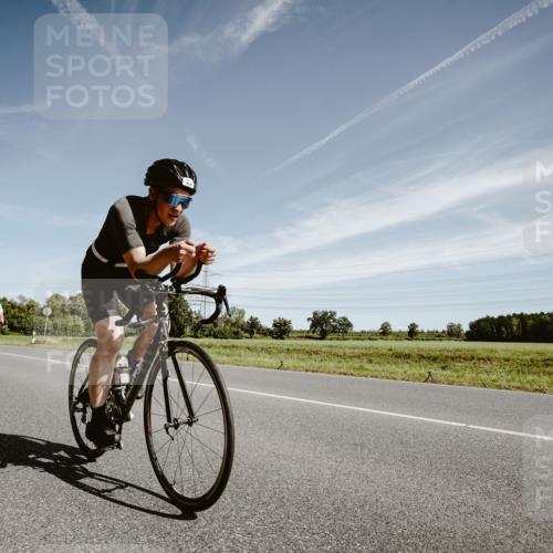 07.09.2025 - 19. Norderstedt Triathlon Michael Burmester http://msf.ph/oto/8855068 07.09.2025 12:03:52 Radfahren 149, 859, 1319 meine-sportfotos.de
