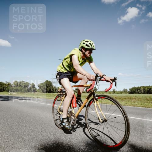07.09.2025 - 19. Norderstedt Triathlon Michael Burmester http://msf.ph/oto/8855080 07.09.2025 15:07:19 Radfahren 1466, 1492, 1508 meine-sportfotos.de
