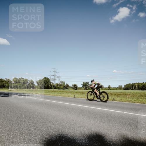 07.09.2025 - 19. Norderstedt Triathlon Michael Burmester http://msf.ph/oto/8855094 07.09.2025 15:07:27 Radfahren  meine-sportfotos.de