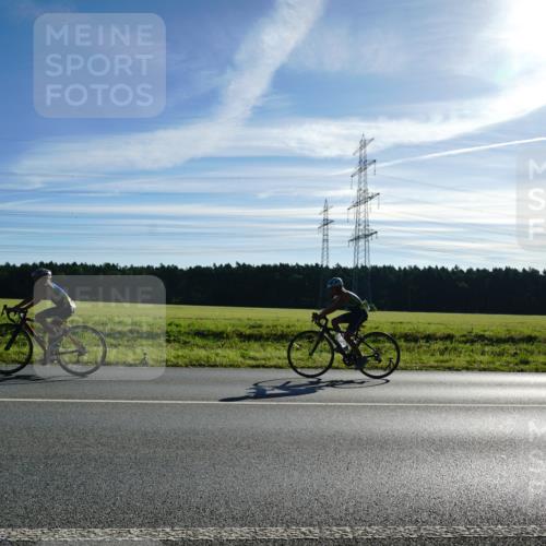 07.09.2025 - 19. Norderstedt Triathlon Michael Burmester http://msf.ph/oto/8855115 07.09.2025 09:37:57 Radfahren 557, 633 meine-sportfotos.de