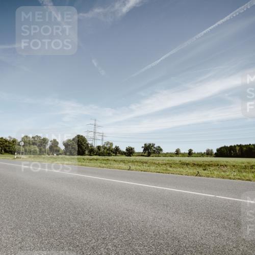 07.09.2025 - 19. Norderstedt Triathlon Michael Burmester http://msf.ph/oto/8855119 07.09.2025 12:04:35 Radfahren 721 meine-sportfotos.de