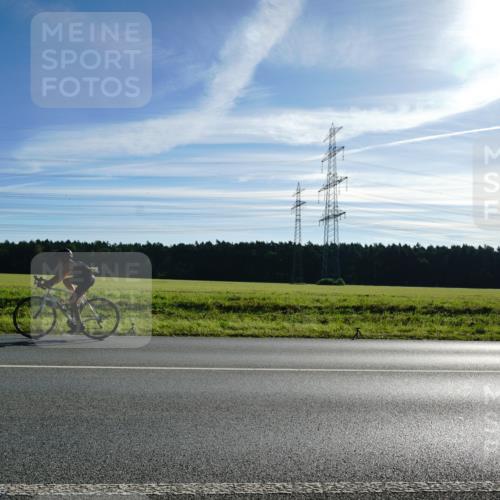 07.09.2025 - 19. Norderstedt Triathlon Michael Burmester http://msf.ph/oto/8855122 07.09.2025 09:38:04 Radfahren 594, 600, 604 meine-sportfotos.de