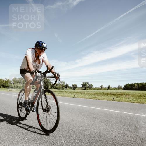 07.09.2025 - 19. Norderstedt Triathlon Michael Burmester http://msf.ph/oto/8855143 07.09.2025 12:04:56 Radfahren 195, 215, 1309 meine-sportfotos.de