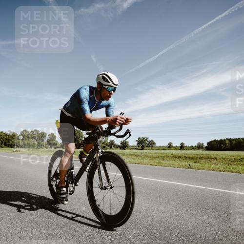 07.09.2025 - 19. Norderstedt Triathlon Michael Burmester http://msf.ph/oto/8855149 07.09.2025 12:04:57 Radfahren 195, 215, 1309 meine-sportfotos.de