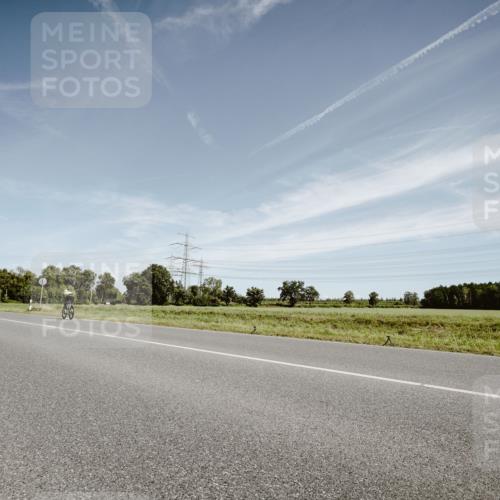 07.09.2025 - 19. Norderstedt Triathlon Michael Burmester http://msf.ph/oto/8855153 07.09.2025 12:04:58 Radfahren 195, 215, 1309 meine-sportfotos.de