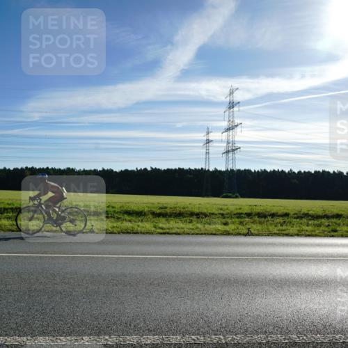 07.09.2025 - 19. Norderstedt Triathlon Michael Burmester http://msf.ph/oto/8855160 07.09.2025 09:38:48 Radfahren 556 meine-sportfotos.de