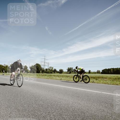 07.09.2025 - 19. Norderstedt Triathlon Michael Burmester http://msf.ph/oto/8855166 07.09.2025 12:05:06 Radfahren 852 meine-sportfotos.de
