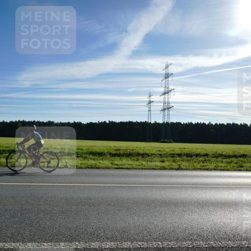 07.09.2025 - 19. Norderstedt Triathlon Michael Burmester http://msf.ph/oto/8855170 07.09.2025 09:38:55 Radfahren 562, 591, 609 meine-sportfotos.de