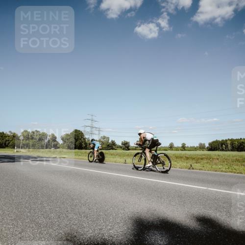 07.09.2025 - 19. Norderstedt Triathlon Michael Burmester http://msf.ph/oto/8855191 07.09.2025 15:09:03 Radfahren 1403, 1501 meine-sportfotos.de