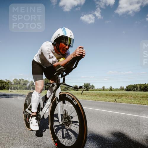 07.09.2025 - 19. Norderstedt Triathlon Michael Burmester http://msf.ph/oto/8855197 07.09.2025 15:09:05 Radfahren 1403, 1501 meine-sportfotos.de