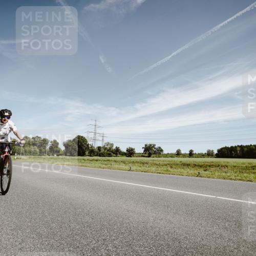 07.09.2025 - 19. Norderstedt Triathlon Michael Burmester http://msf.ph/oto/8855210 07.09.2025 12:05:22 Radfahren 169, 227, 720, 1311, 1339 meine-sportfotos.de