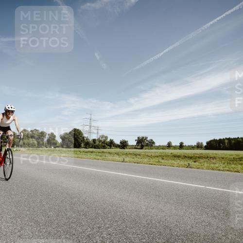 07.09.2025 - 19. Norderstedt Triathlon Michael Burmester http://msf.ph/oto/8855216 07.09.2025 12:05:25 Radfahren 169, 731 meine-sportfotos.de