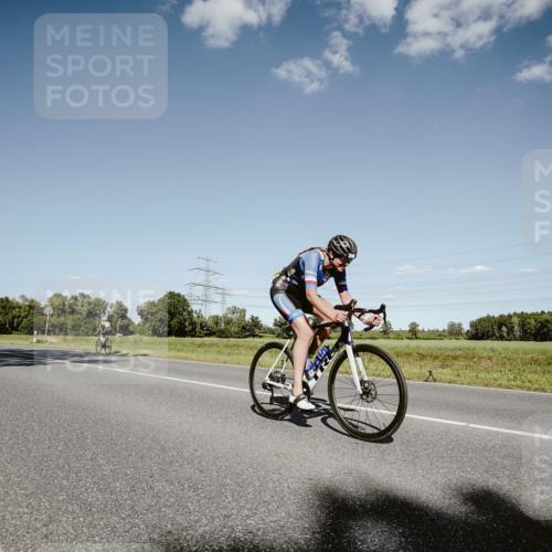 07.09.2025 - 19. Norderstedt Triathlon Michael Burmester http://msf.ph/oto/8855221 07.09.2025 15:09:26 Radfahren 454, 473, 480 meine-sportfotos.de