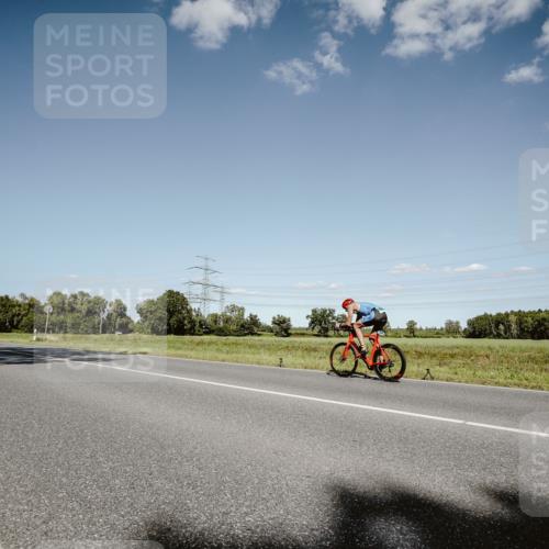 07.09.2025 - 19. Norderstedt Triathlon Michael Burmester http://msf.ph/oto/8855225 07.09.2025 15:09:32 Radfahren 479 meine-sportfotos.de