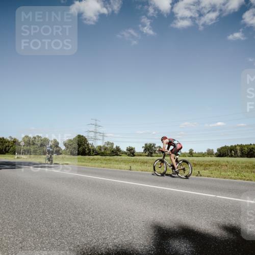 07.09.2025 - 19. Norderstedt Triathlon Michael Burmester http://msf.ph/oto/8855242 07.09.2025 15:09:43 Radfahren 1504 meine-sportfotos.de
