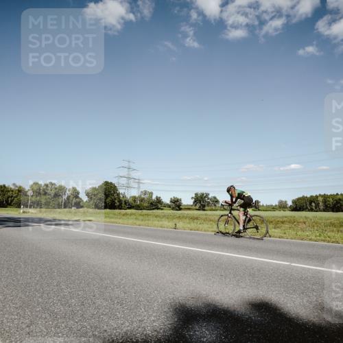 07.09.2025 - 19. Norderstedt Triathlon Michael Burmester http://msf.ph/oto/8855256 07.09.2025 15:09:53 Radfahren 377, 1447 meine-sportfotos.de