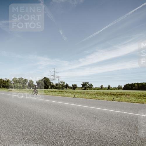 07.09.2025 - 19. Norderstedt Triathlon Michael Burmester http://msf.ph/oto/8855264 07.09.2025 12:05:54 Radfahren 213, 717, 741, 1392 meine-sportfotos.de